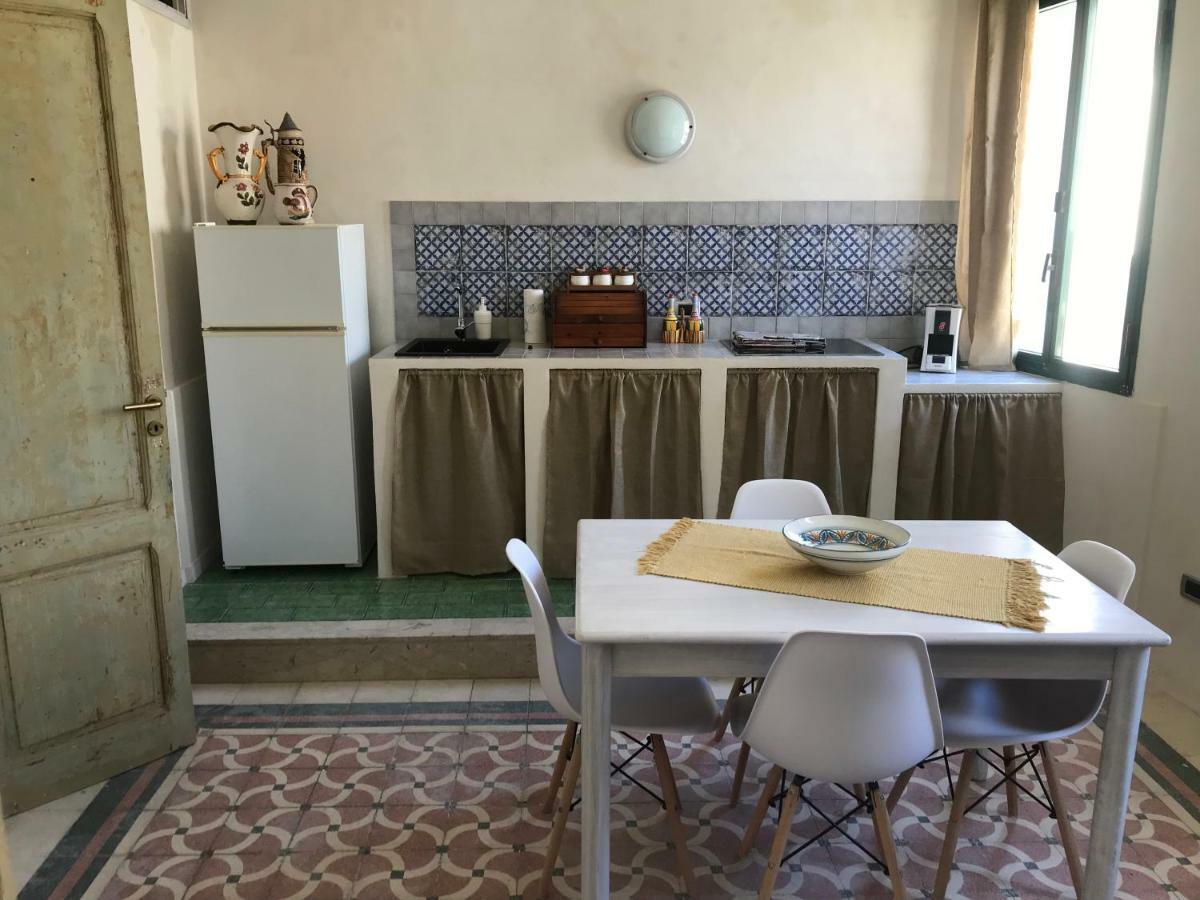 Appartamento A Due Passi Dal Porto Trapani Esterno foto