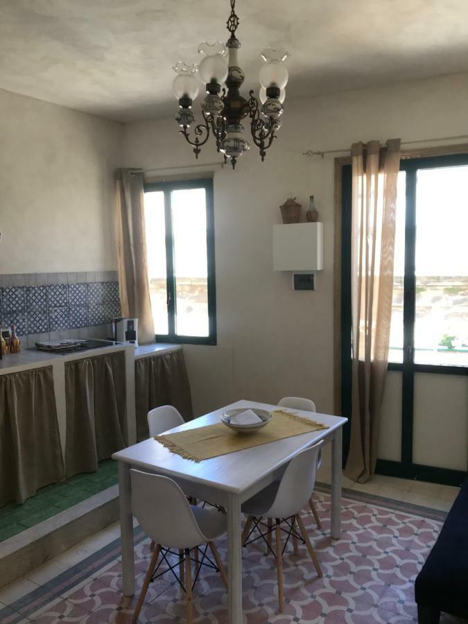 Appartamento A Due Passi Dal Porto Trapani Esterno foto