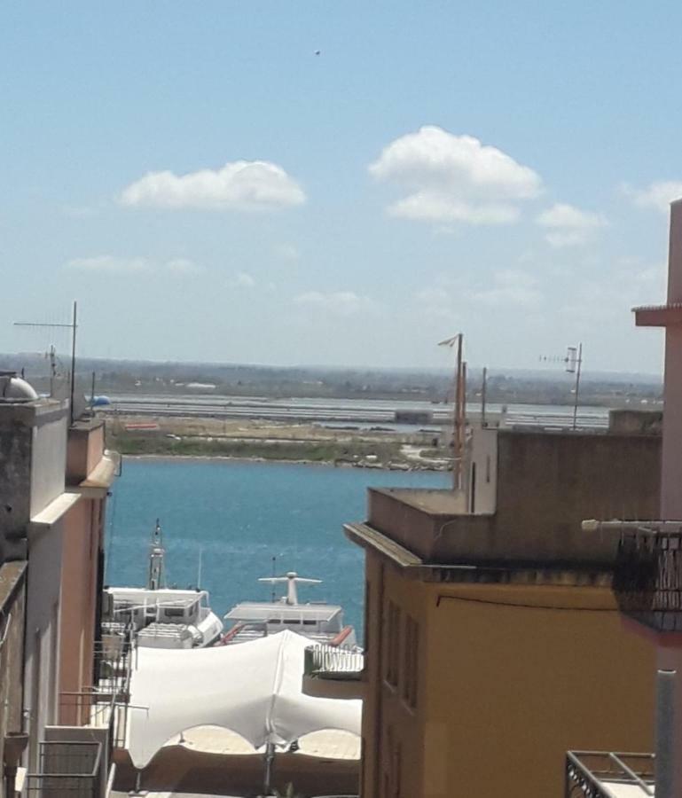 Appartamento A Due Passi Dal Porto Trapani Esterno foto